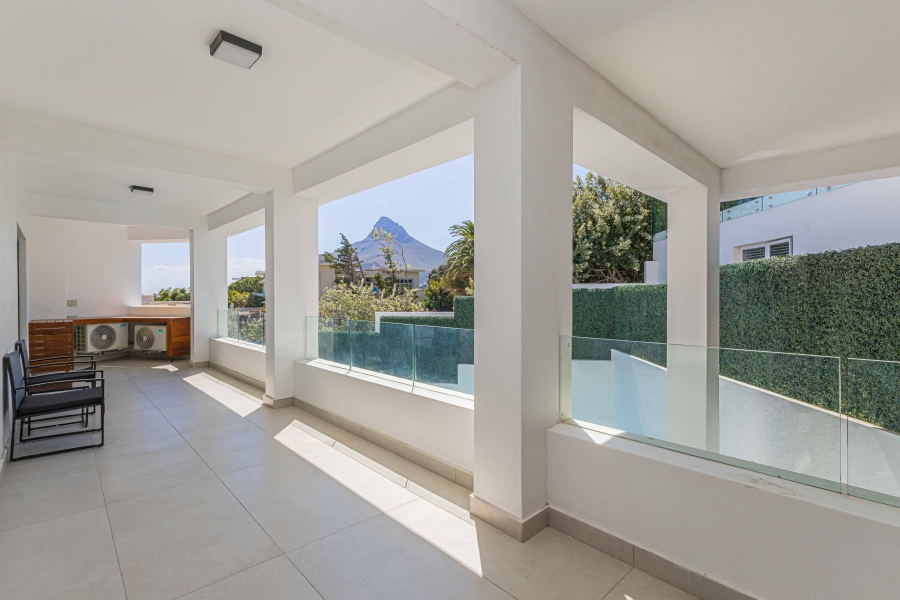 To Let 3 Bedroom Property for Rent in Camps Bay Western Cape